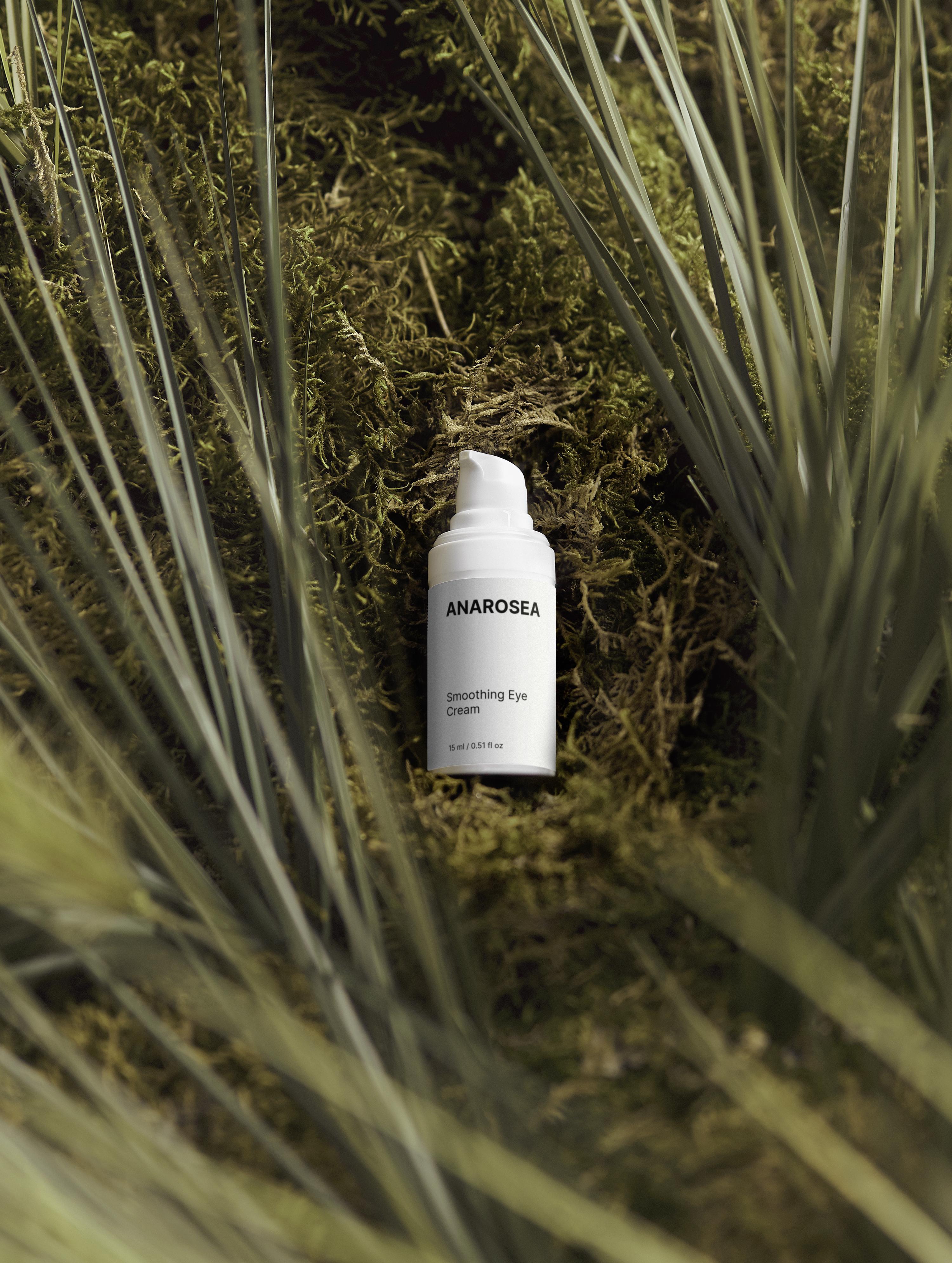 Smoothing Eye Cream